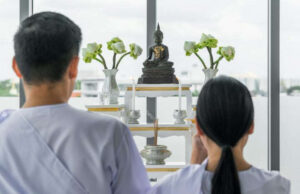 ปีใหม่ 2565 แผ่เมตตาให้แก่ตัวเราเอง / บทแผ่เมตตา