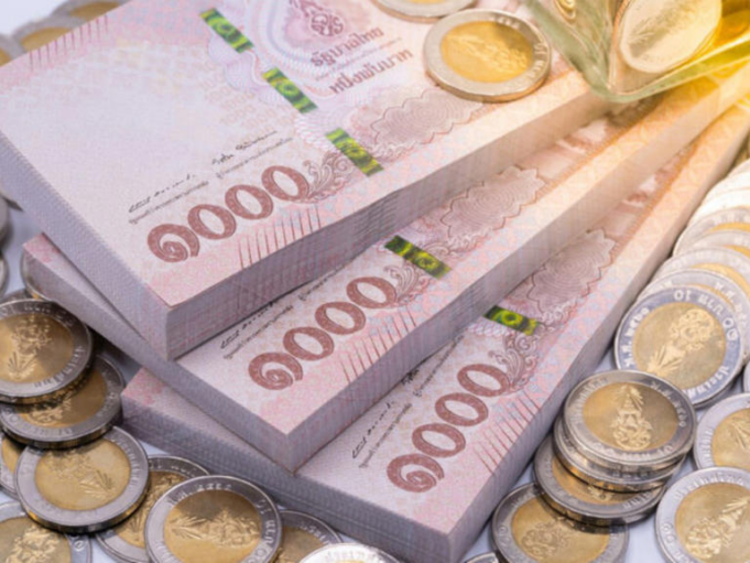 เงินบาทอ่อนค่าสุดในรอบ 11 เดือน ผ่านระดับ 37.11 บาท/ดอลลาร์ 3-10-66